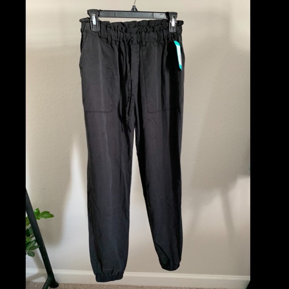 Ruffled Waist Joggers